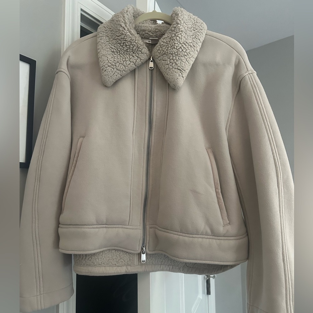 Athleta Westbound Sherpa Jacket Women's Large Petite